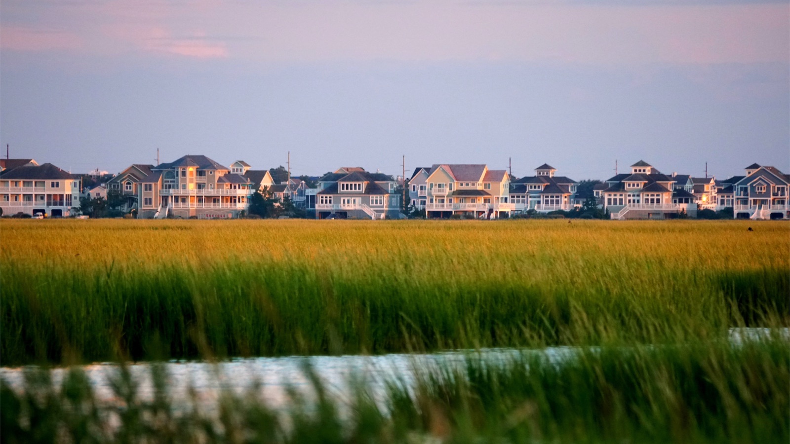 Coastal homes and marshland along Delaware Bay